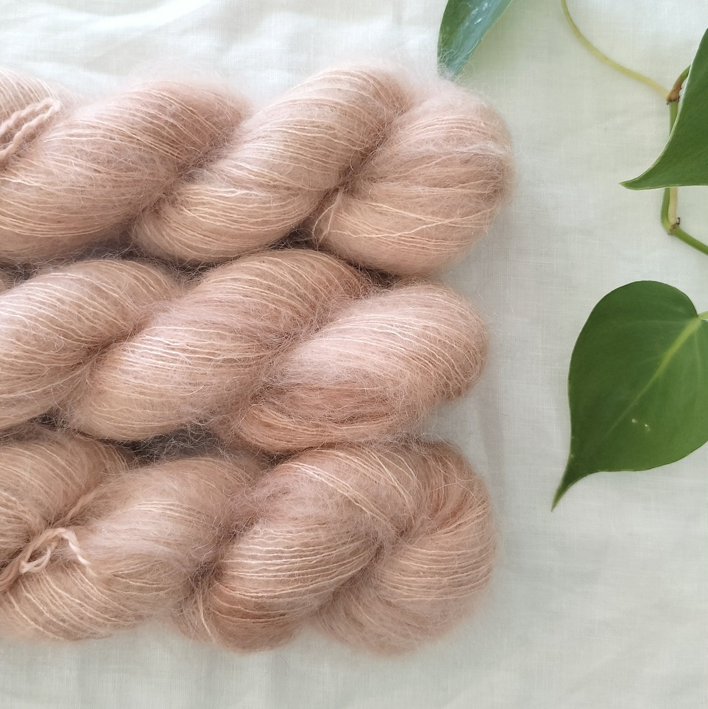 Cirrus 2 ply Mohair Silk // Vintage Peach