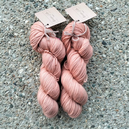 Merri 8 ply Merino // Vintage Peach