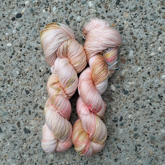Stratus 4 ply Silk Merino // Adele